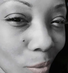 Meet your Posher, April